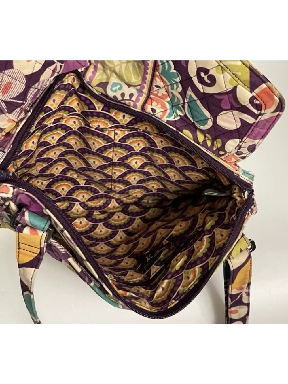Vera Bradley Plum Crazy Mailbag Messenger Crossbody Retired Quilted Bag Florals